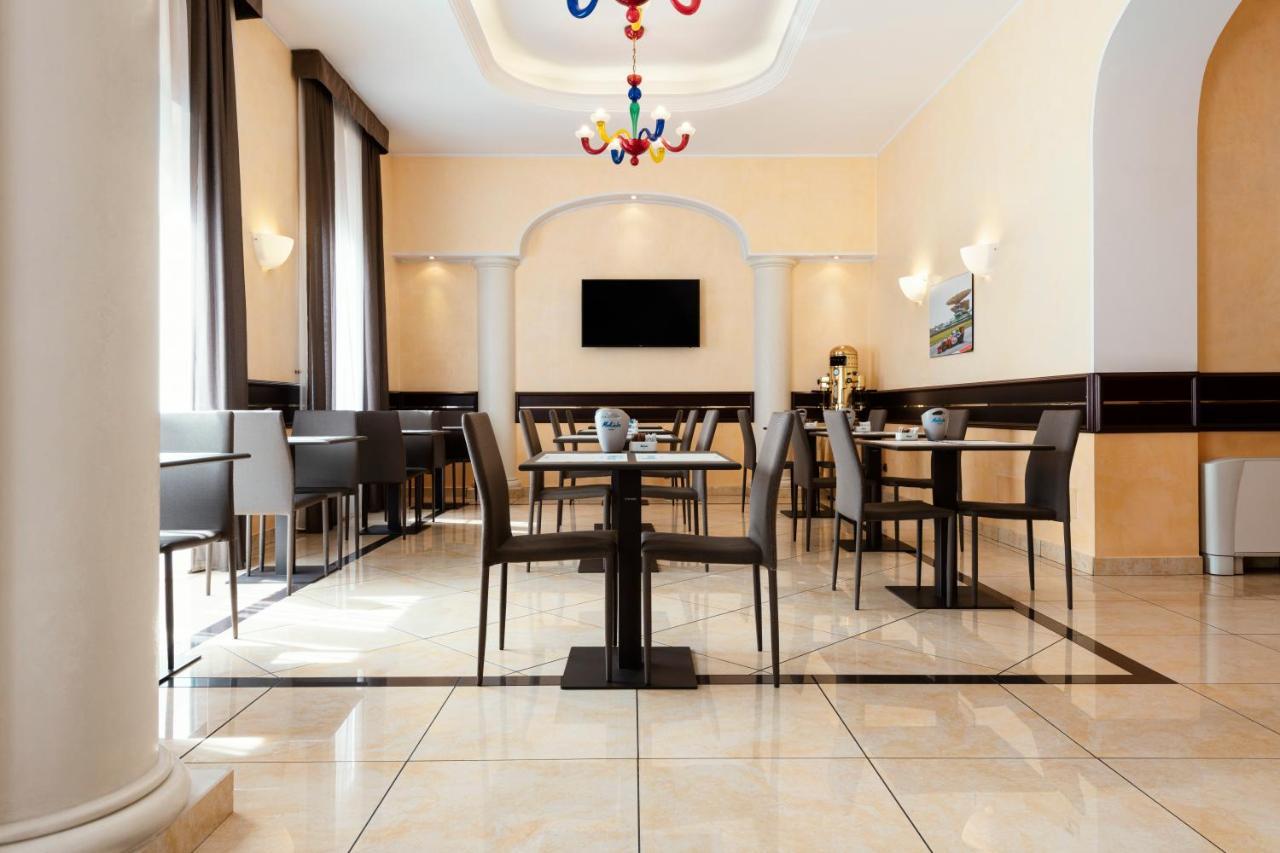 Mokinba Hotels Baviera Milano Eksteriør bilde