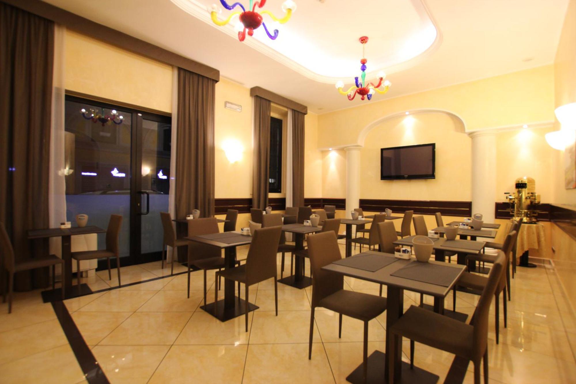 Mokinba Hotels Baviera Milano Eksteriør bilde