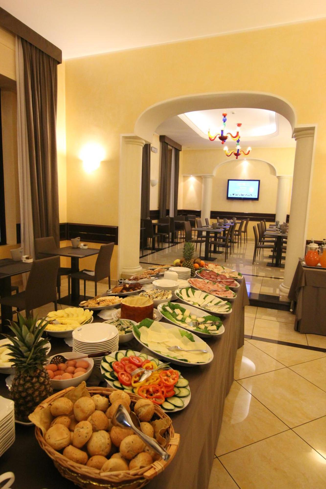 Mokinba Hotels Baviera Milano Eksteriør bilde