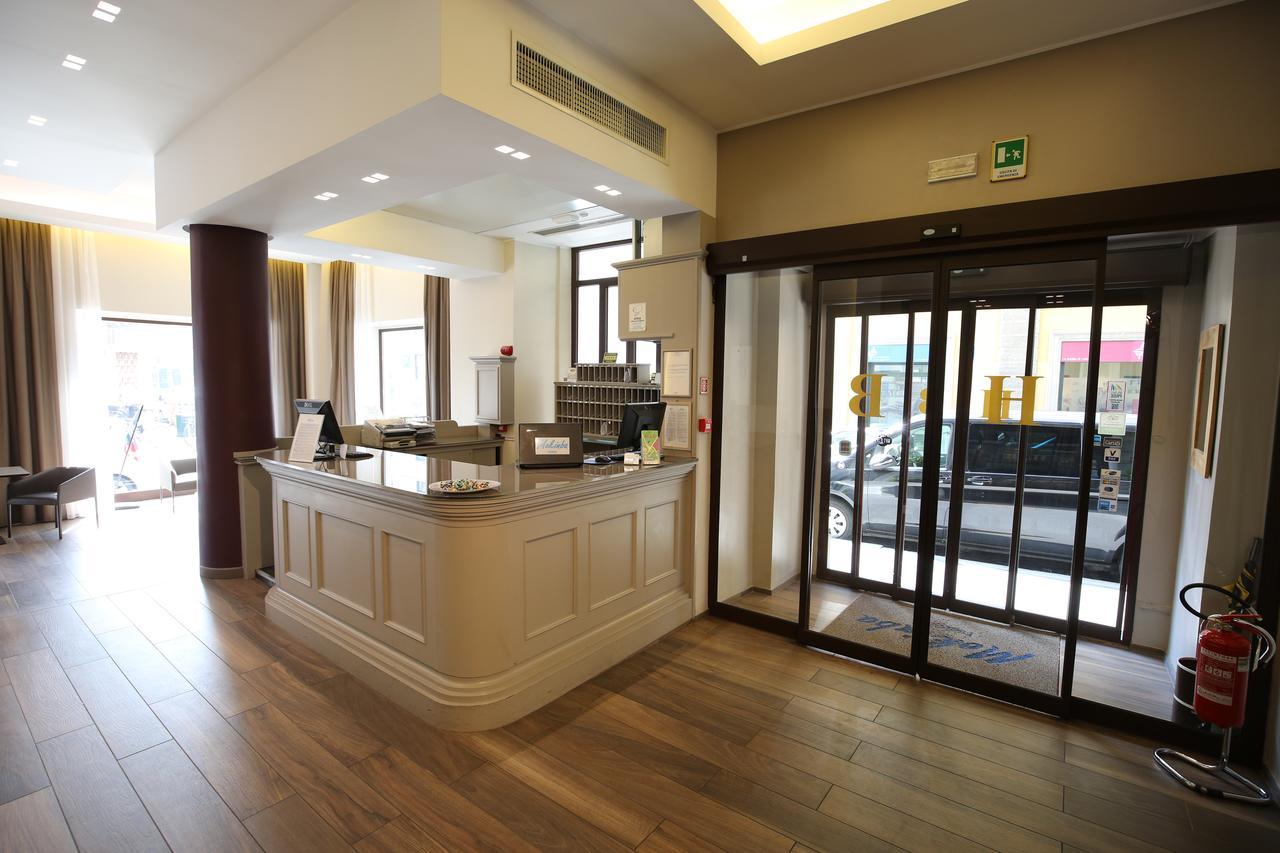 Mokinba Hotels Baviera Milano Eksteriør bilde